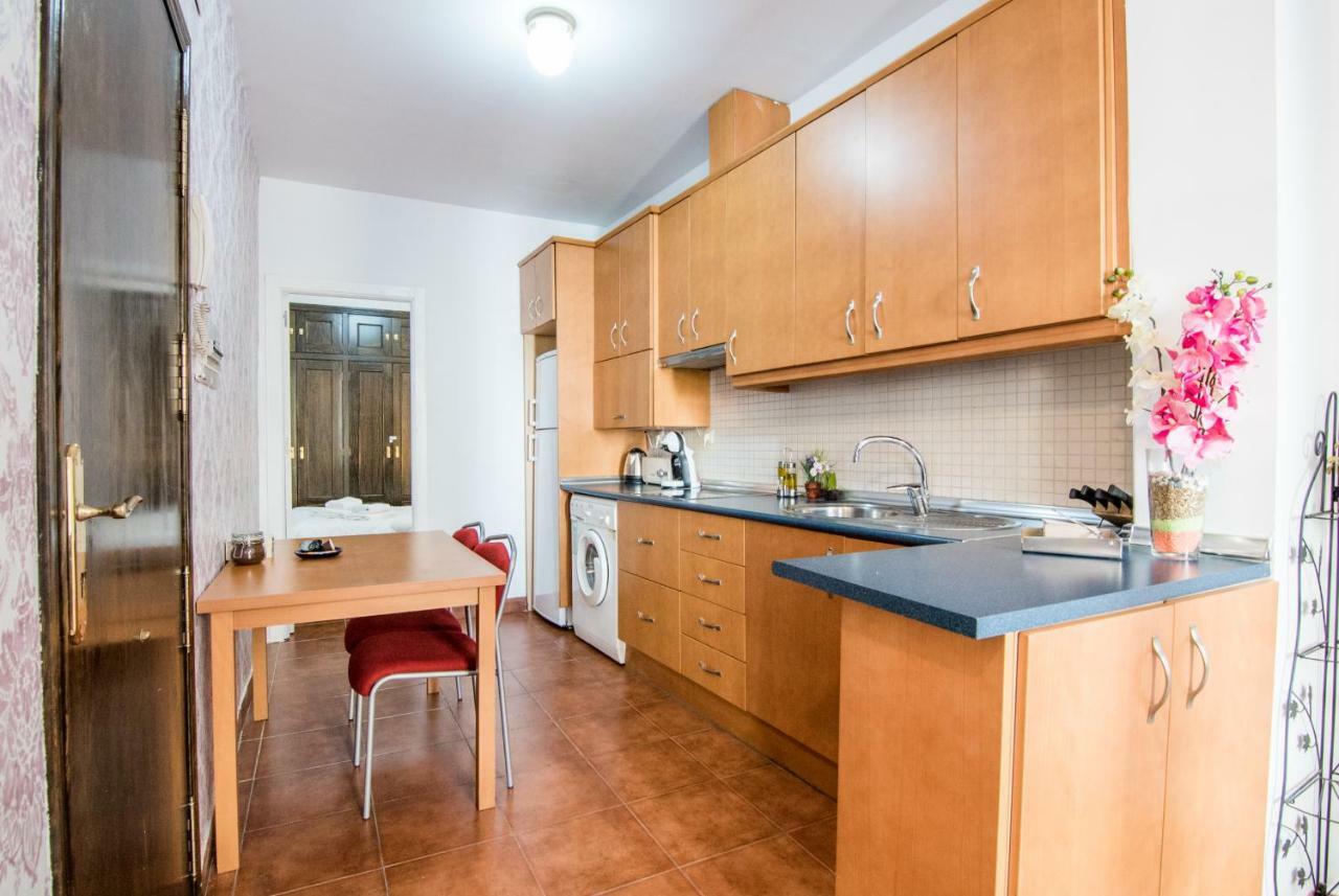 Tuguest Plaza Nueva Apartment Granada Kültér fotó